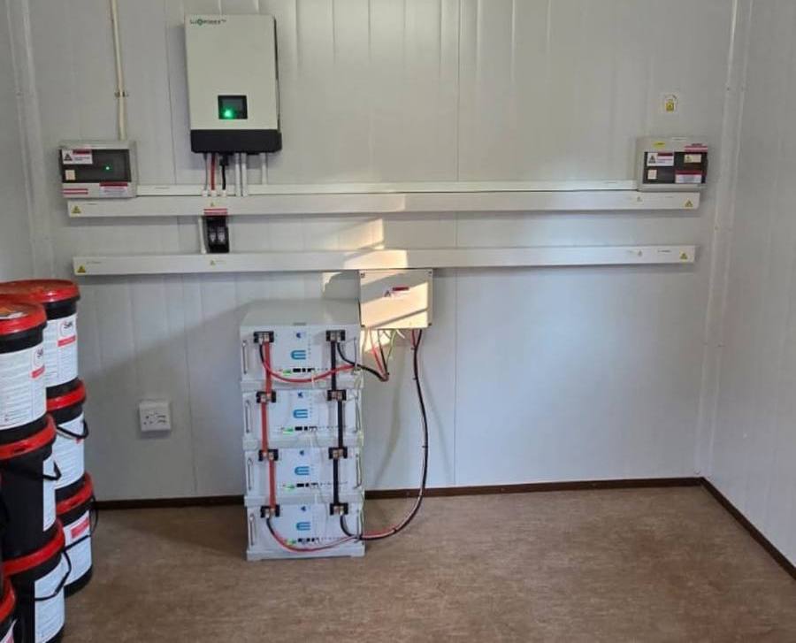 Inverter and battery stack in a small equipment room